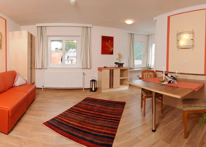 Fliana Mathon/ischgl ايشجل