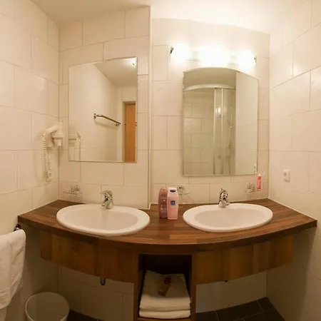 Fliana Mathon/ischgl Apartamento