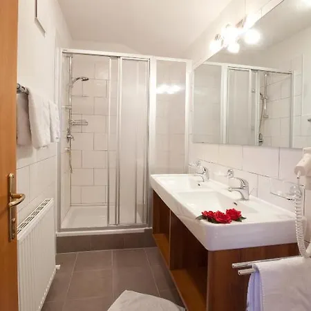 Fliana Mathon/ischgl *